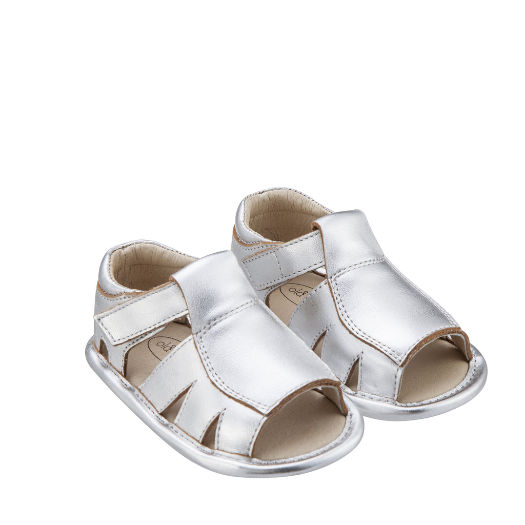 Old Soles Mini Soda in Sliver