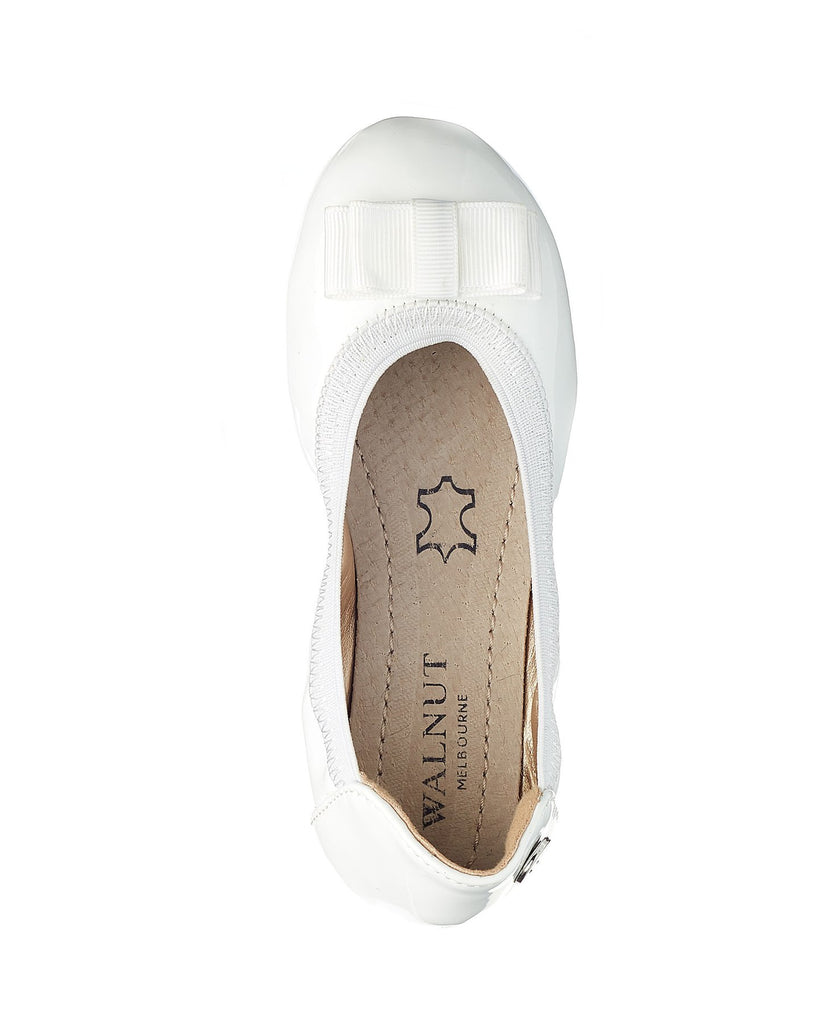 Walnut Catie Bow Ballet in Patent White