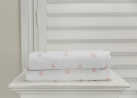 L'il Fraser 1 Piece Fitted Cot Sheet - Pink Raindrops